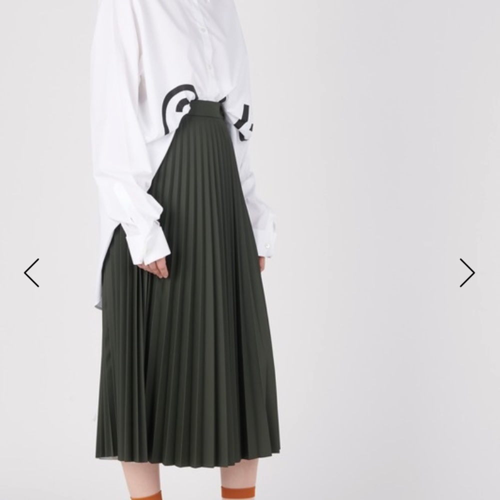 MM6 Maison Margela Pleated Midi Skirt